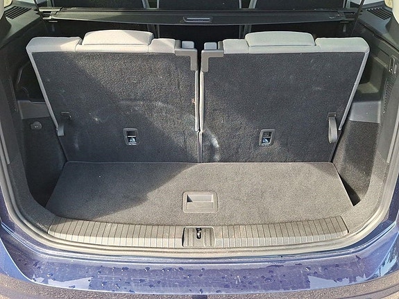 Volkswagen Touran 21 of 23