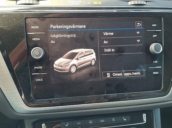 Volkswagen Touran 15 of 23