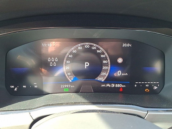 Volkswagen Touran 16 of 23