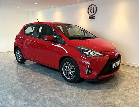Toyota Yaris 5 of 16
