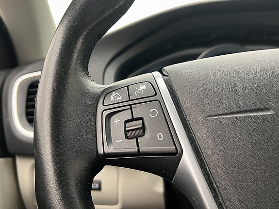 Volvo V40 28 of 30