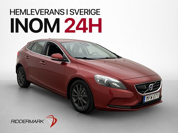 Volvo V40 2 of 27