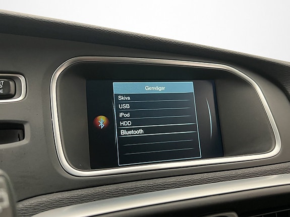 Volvo V40 26 of 30