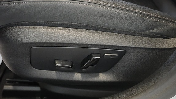 BMW 530e 25 of 27