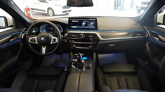 BMW 530e 12 of 27