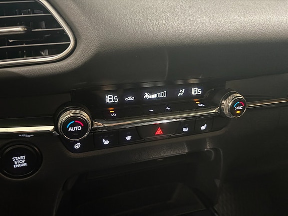 Mazda CX-30 22 of 25