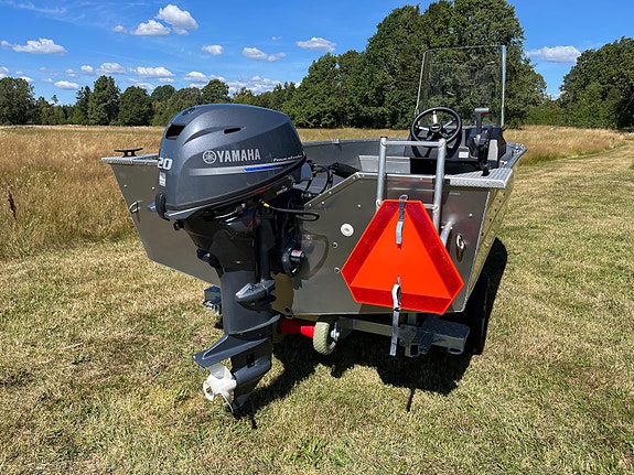 Buster XSR 2024 + Yamaha F20 + Trailer 7 of 9