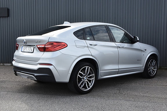BMW X4 2 of 25