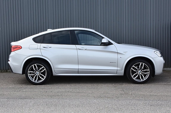 BMW X4 3 of 25