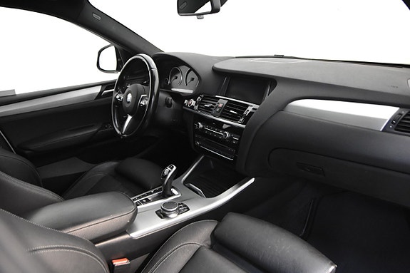 BMW X4 20 of 25