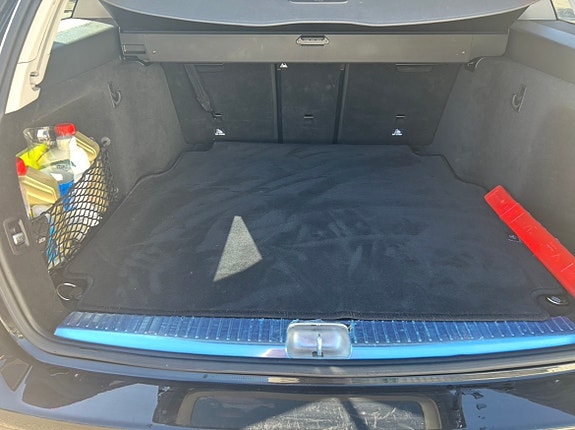 Mercedes-Benz C220 4 of 11