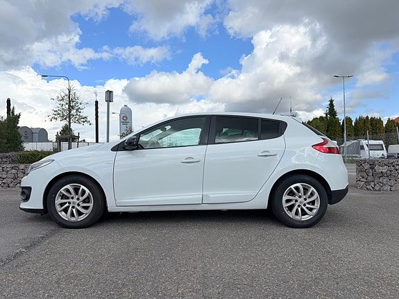 Renault Megane III 6 of 11