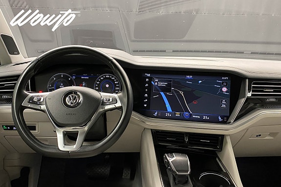 Volkswagen Touareg 23 of 24