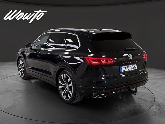 Volkswagen Touareg 6 of 24