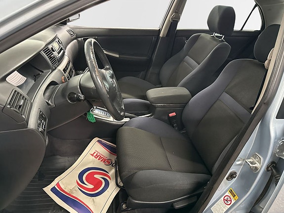 Toyota Corolla 12 of 19