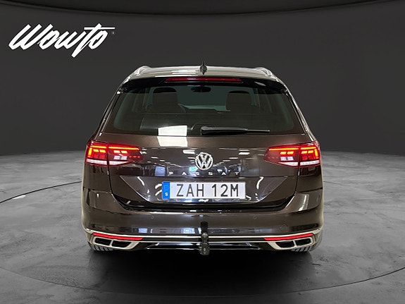Volkswagen Passat 6 of 18