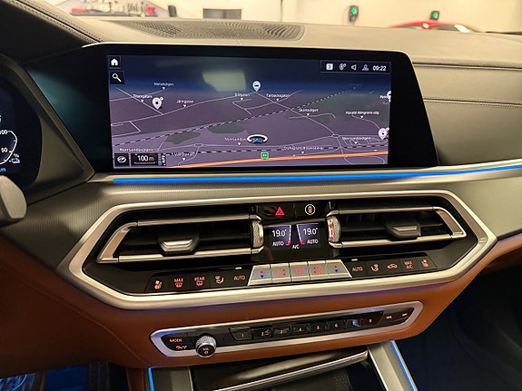 BMW X5 13 of 18