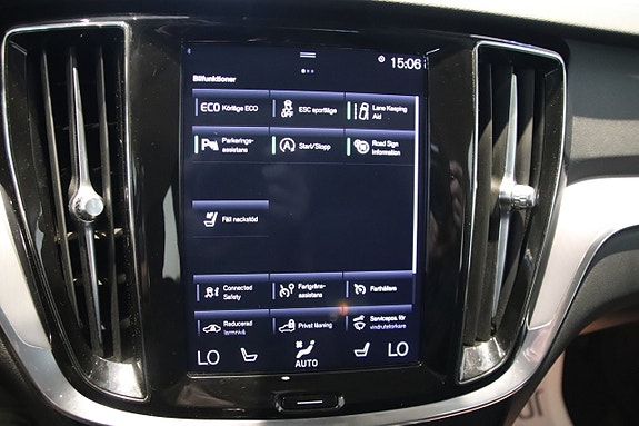 Volvo V60 14 of 15