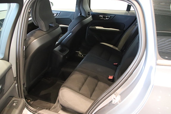 Volvo V60 9 of 15