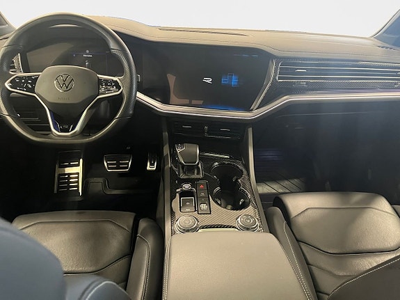 Volkswagen Touareg 10 of 15