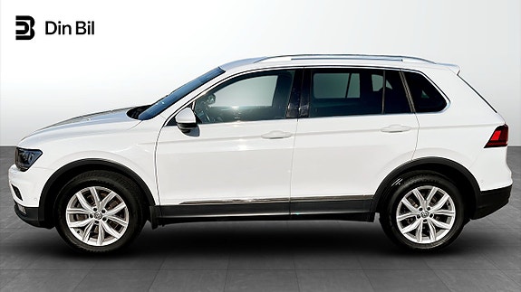 Volkswagen Tiguan 2 of 12