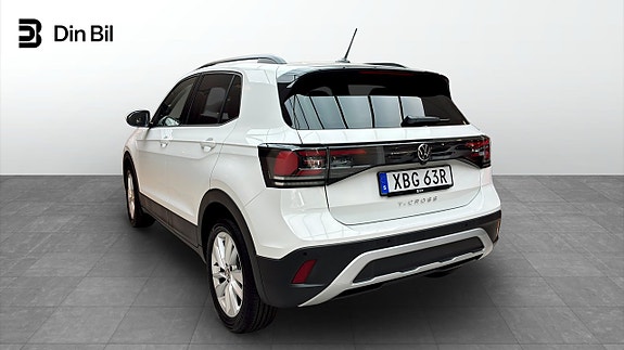 Volkswagen T-Cross 3 of 12