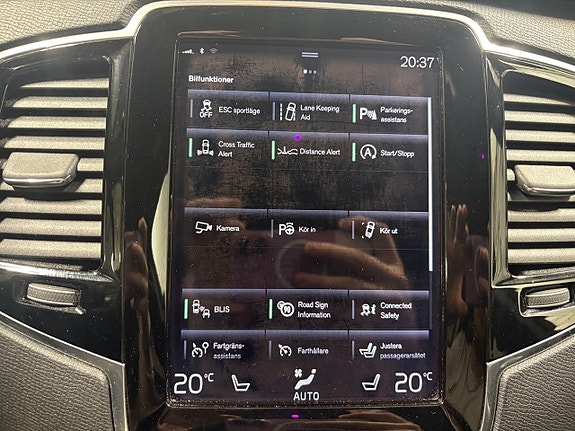 Volvo XC90 18 of 19