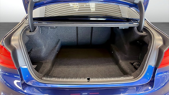 BMW M5 10 of 11