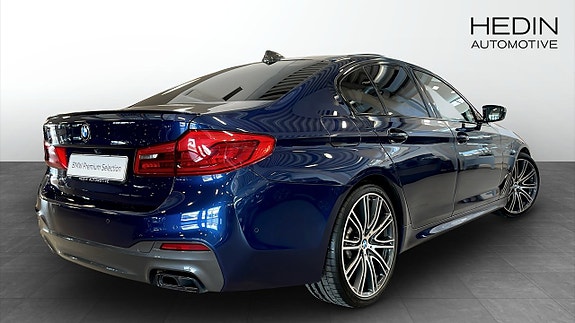 BMW M5 2 of 11
