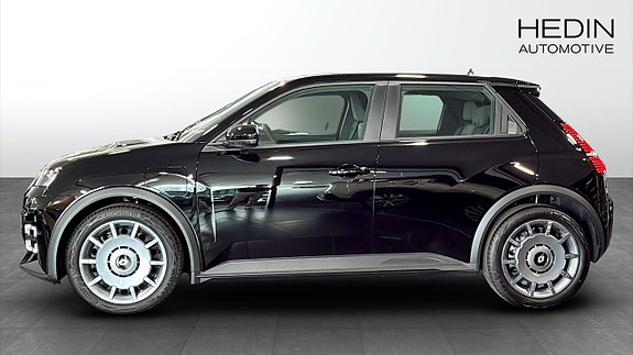 Renault 5 E-Tech 6 of 9