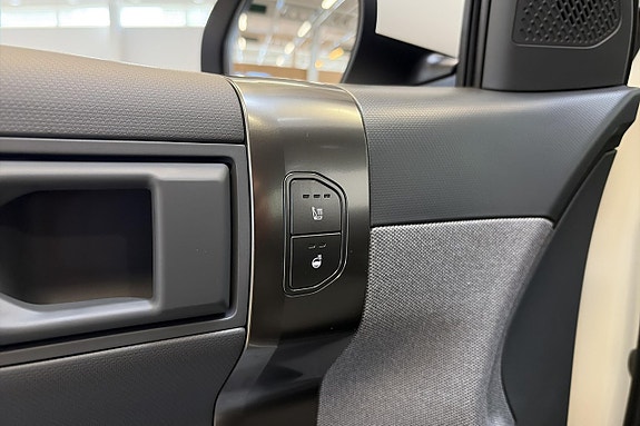 Kia EV3 15 of 18