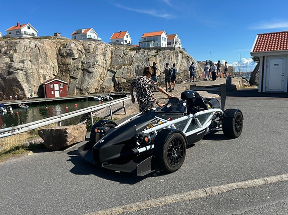 Ariel Atom 4 of 11