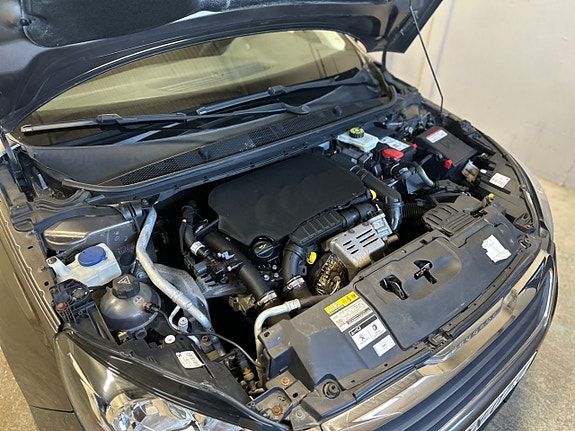 Peugeot 308 15 of 15
