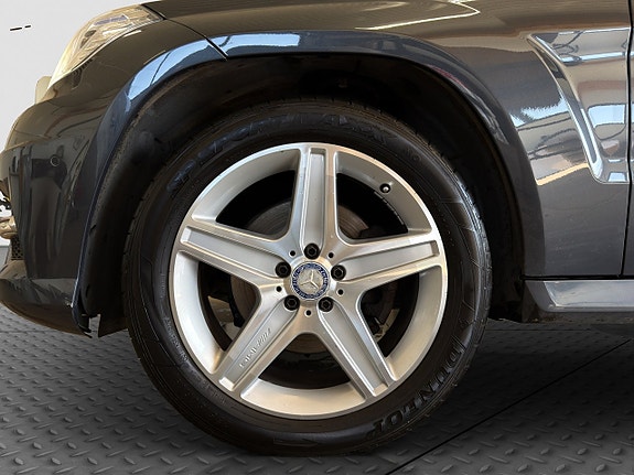 Mercedes-Benz GLK350 d 25 of 25