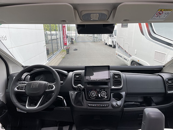 Adria Twin Select 640 SLB 4 of 14