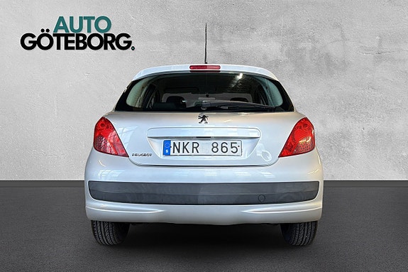 Peugeot 207 5 of 16