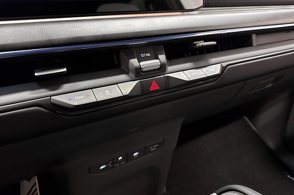Kia EV9 13 of 21