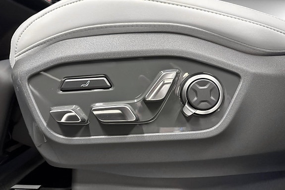 Kia EV9 17 of 21