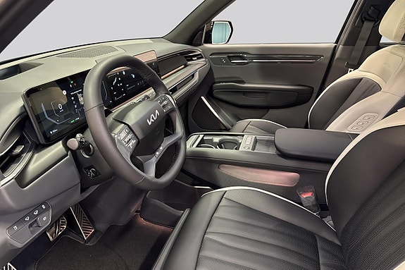Kia EV9 8 of 21