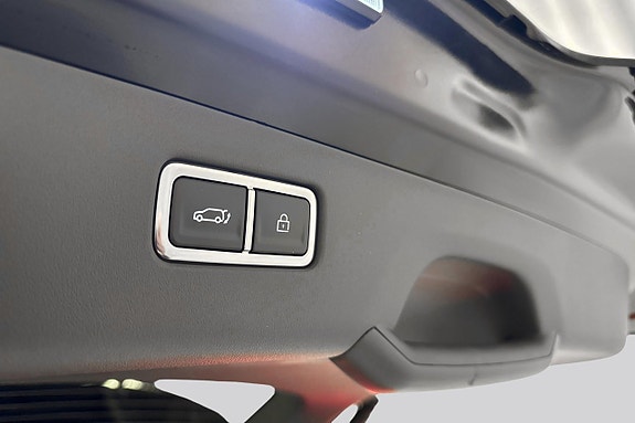 Kia EV9 15 of 21