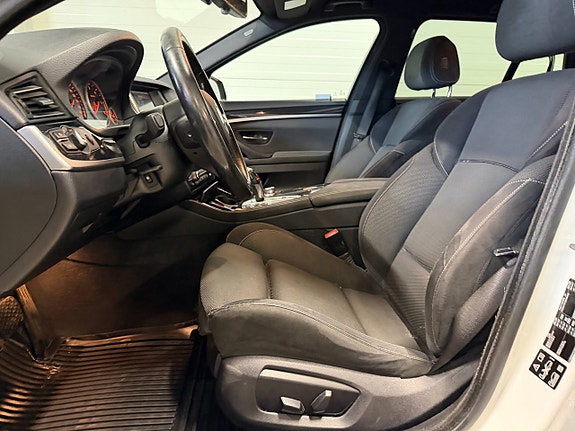 BMW 520d 15 of 21