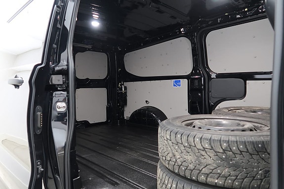 Ford Transit Custom 5 of 12