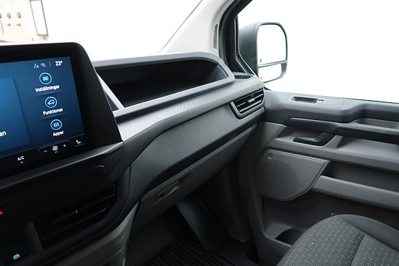 Ford Transit Custom 11 of 12