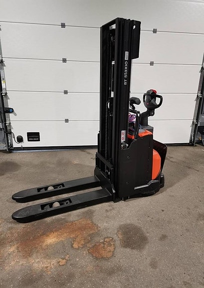 Toyota SWE140L