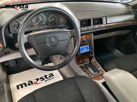 Mercedes-Benz S300 12 of 20