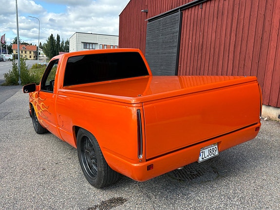 Chevrolet 150 4 of 19