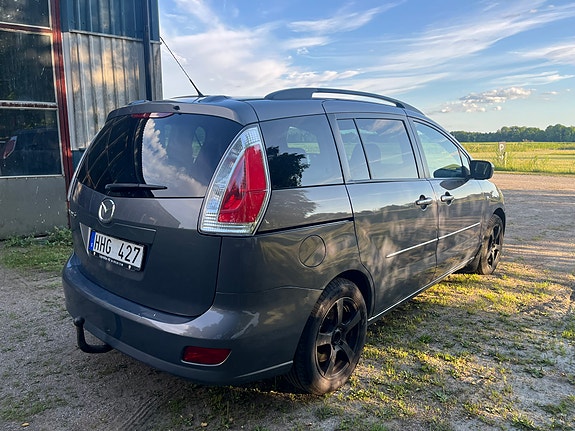 Mazda 5 2 of 15