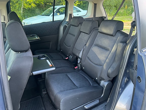 Mazda 5 10 of 15