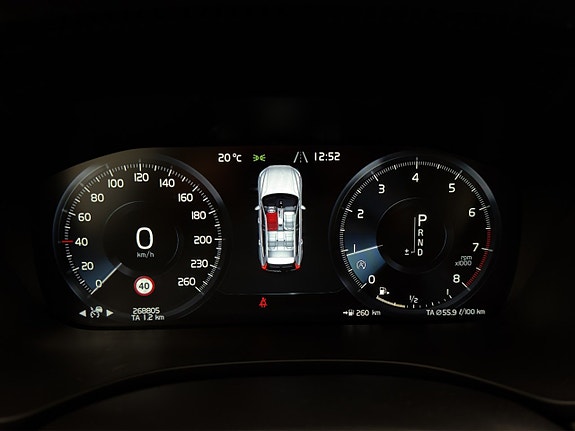 Volvo XC60 17 of 30
