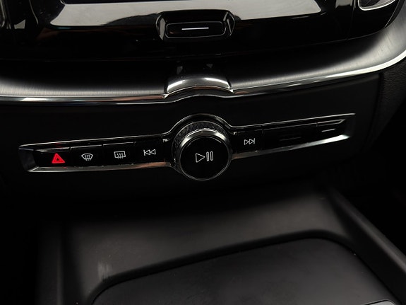 Volvo XC60 19 of 30